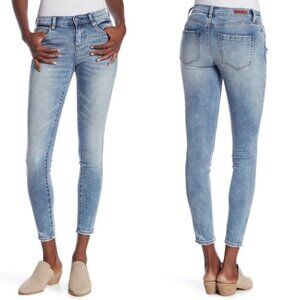 NWT Blank NYC Bond Mid Rise Skinny Jeans Size 27‎ New With Tags Denim Minimal